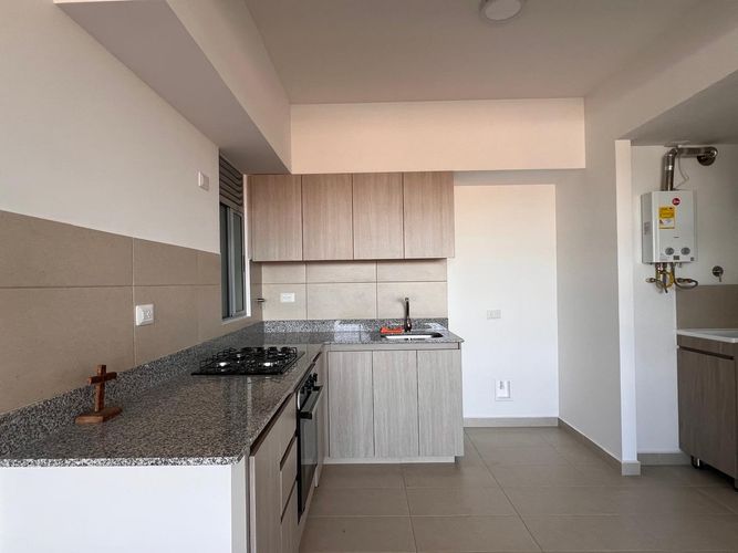 3BR Apartment in Santa ana (79 m²) - 3