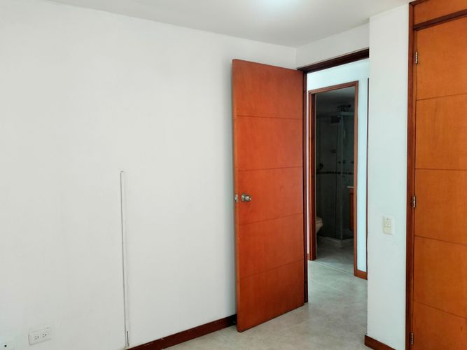 Apartamento de 2 alcobas en arriendo en El Poblado, Medellín, 63 m² · foto 7 de 12