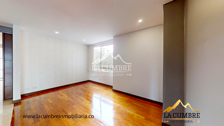 Apartamento de 3 alcobas en arriendo en La Calera, Medellín, 255 m² · foto 10 de 16