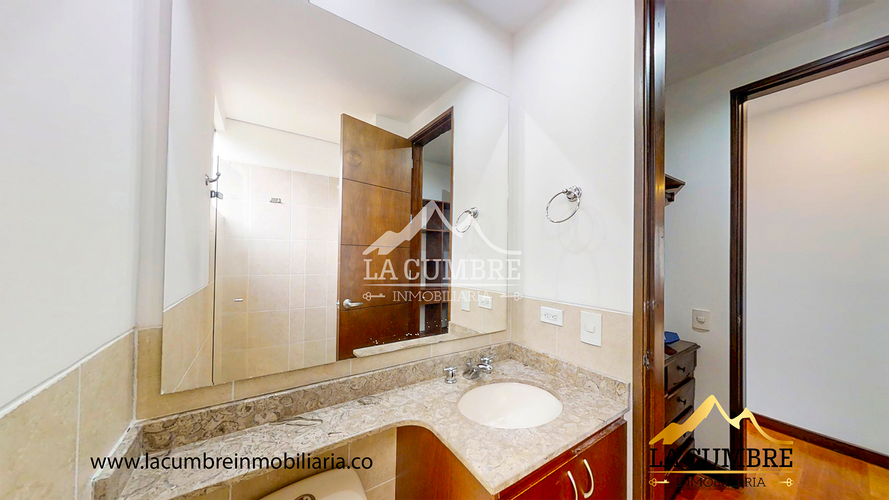 Apartamento de 3 alcobas en arriendo en La Calera, Medellín, 255 m² · foto 16 de 16
