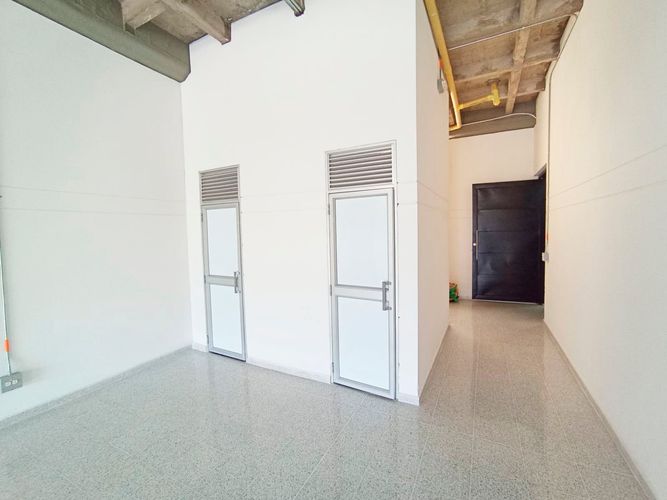 Bodega en arriendo en Belén, Medellín, 152 m² · foto 10 de 12