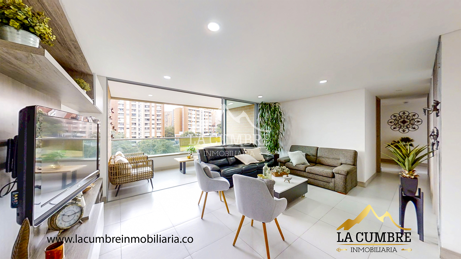 Apartamento en venta en Loma Del Chocho, Envigado · foto 3 de 16