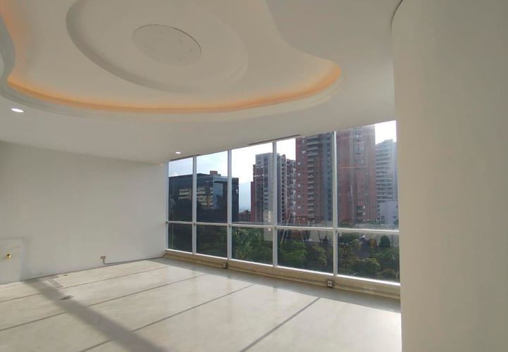 Oficina en arriendo en El Castillo, Medellín, 54 m² · foto 8 de 8