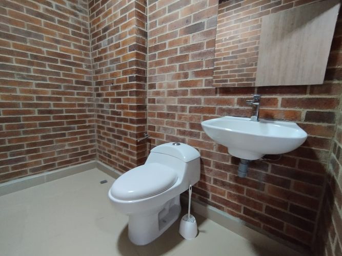 Oficina en arriendo en El Poblado, Medellín, 140 m² · foto 9 de 9