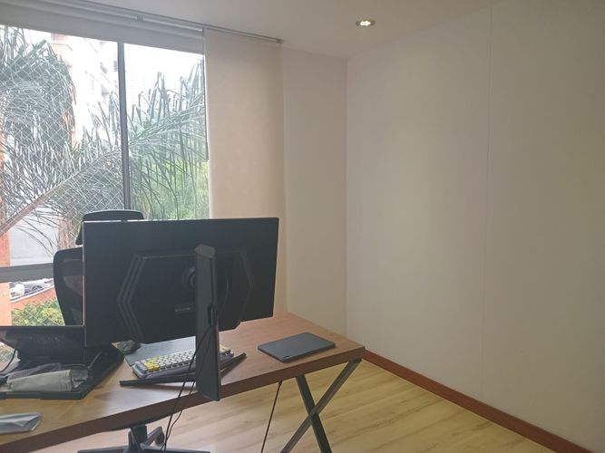 Apartamento de 3 alcobas en arriendo en Loma Del Esmeraldal, Envigado, 93 m² · foto 8 de 19