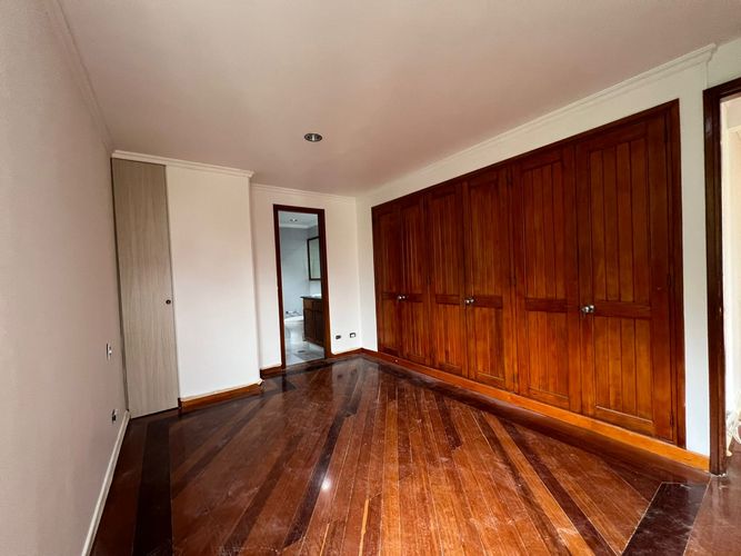 Apartamento de 3 alcobas en arriendo en Los Balsos, Medellín, 115 m² · foto 8 de 16