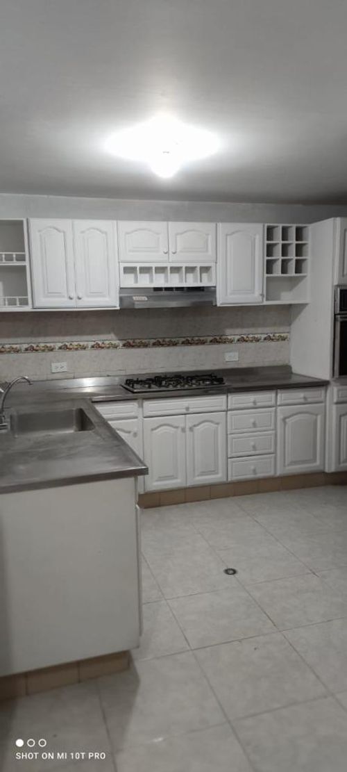 Casa de 5 alcobas en venta en Pance, Cali, 350 m² · foto 10 de 18