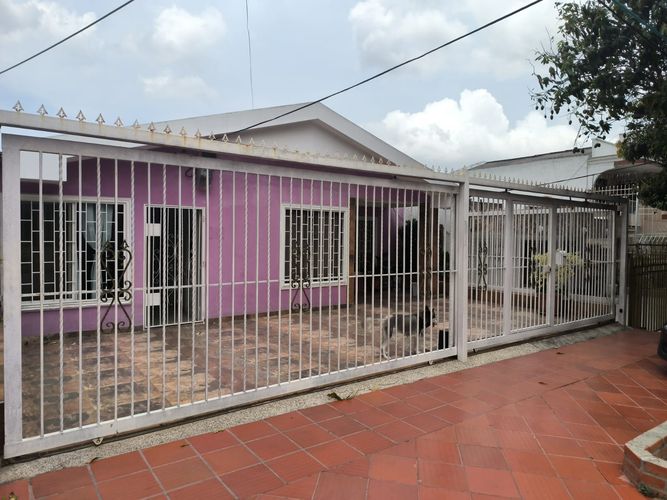 Casa de 4 alcobas en venta en La Victoria, Barranquilla, 350 m² · foto 23 de 24