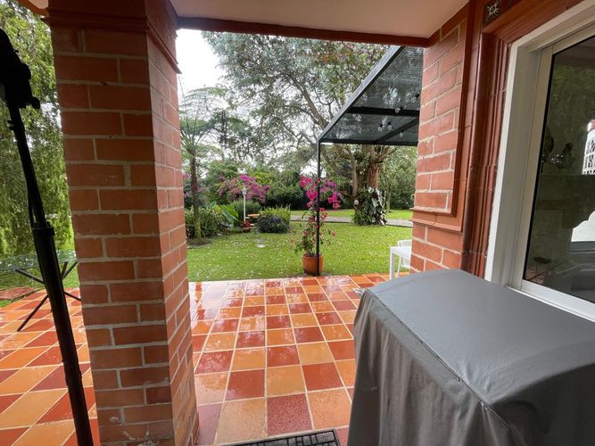 Casa de 4 alcobas en venta en Llano Grande, Rionegro, 260 m² · foto 3 de 24