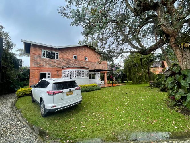 Casa de 4 alcobas en venta en Llano Grande, Rionegro, 260 m² · foto 18 de 24