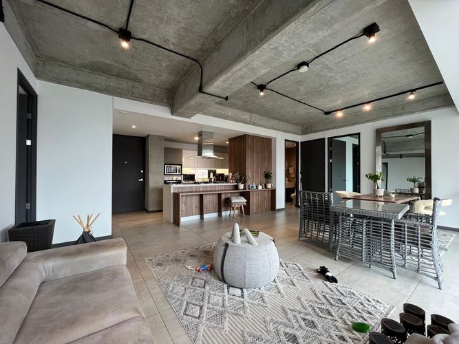 Apartamento de 2 alcobas en arriendo en Alejandría, Medellín, 126 m² · foto 2 de 16