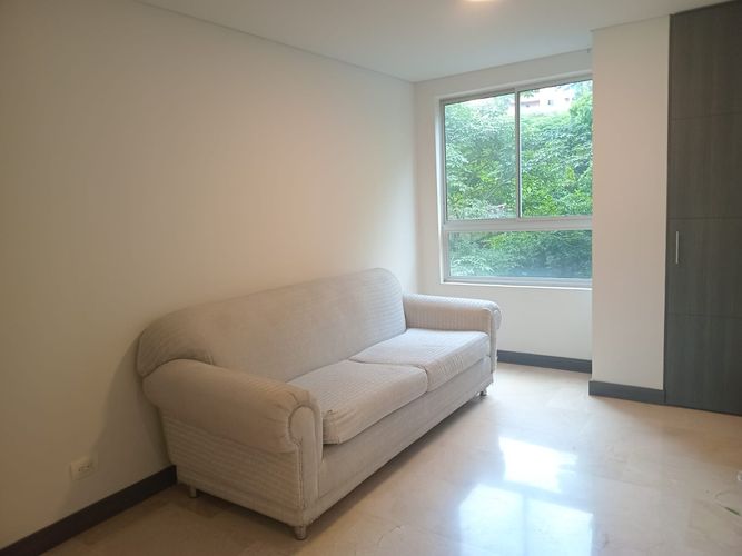 Apartamento de 3 alcobas en venta en El Poblado, Medellín, 146 m² · foto 11 de 18