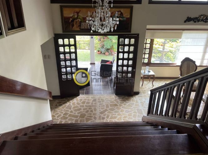 Casa de 4 alcobas en venta en Cabecera Del Llano, Bucaramanga, 342 m² · foto 5 de 24