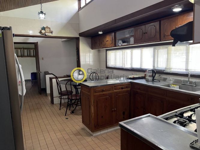 Casa de 4 alcobas en venta en Cabecera Del Llano, Bucaramanga, 342 m² · foto 9 de 24