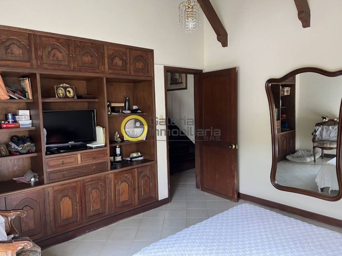Casa de 4 alcobas en venta en Cabecera Del Llano, Bucaramanga, 342 m² · foto 21 de 24