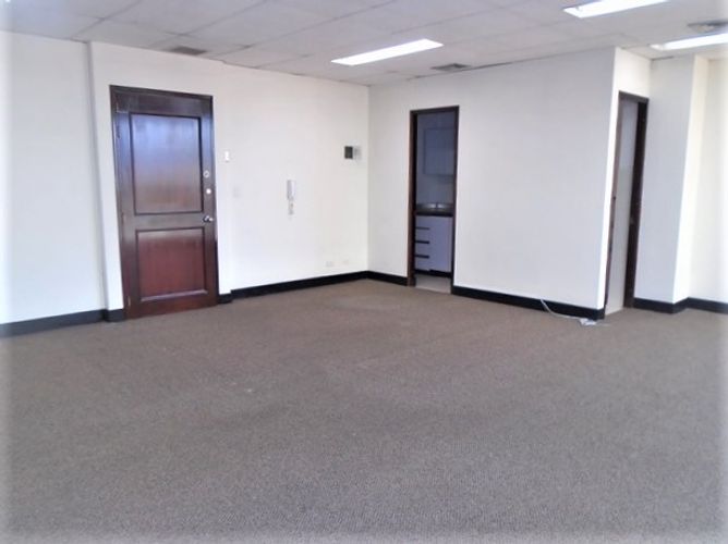Oficina en arriendo en El Poblado, Medellín, 54 m² · foto 6 de 8