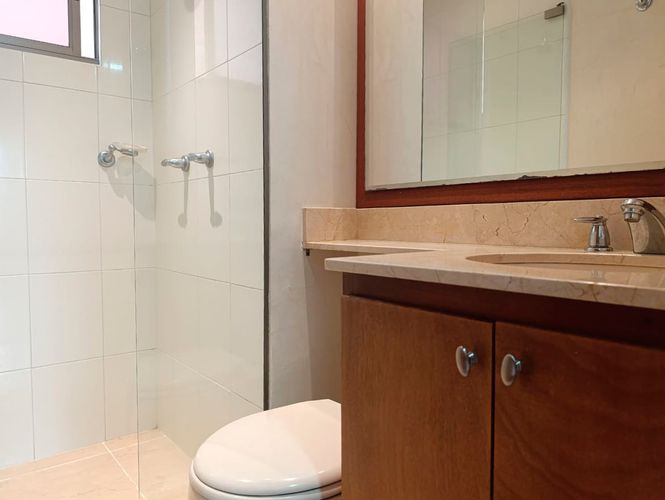 Apartamento de 2 alcobas en arriendo en El Poblado, Medellín, 82 m² · foto 14 de 16