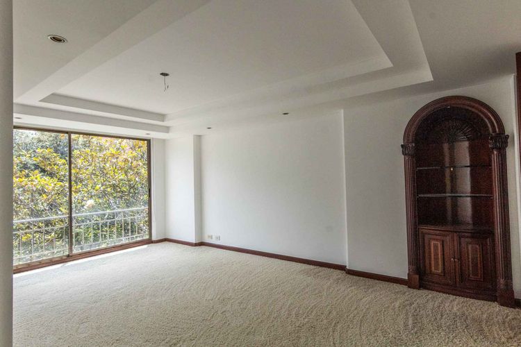 Apartamento de 3 alcobas en venta en Chico Norte, Bogotá, 250 m² · foto 3 de 19