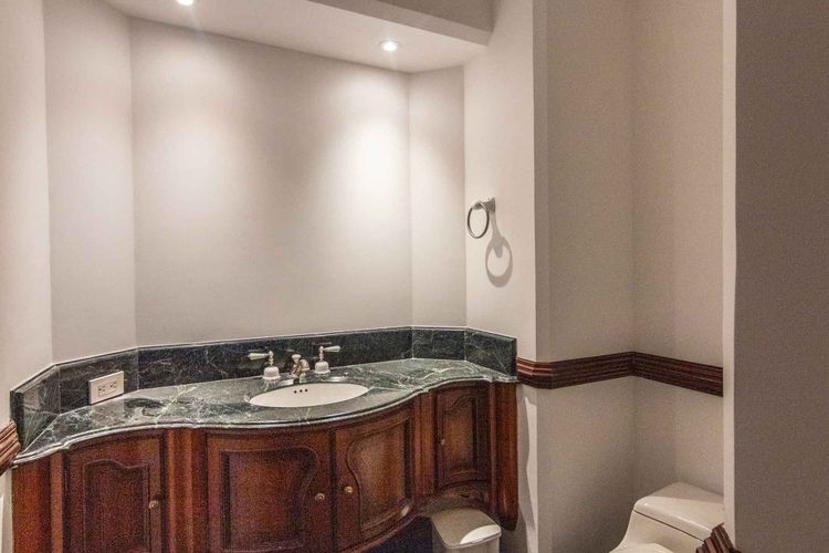 Apartamento de 3 alcobas en venta en Chico Norte, Bogotá, 250 m² · foto 18 de 19