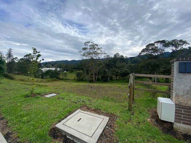 Lote en venta en Los Salados, El Retiro, 2228 m² · foto 9 de 12