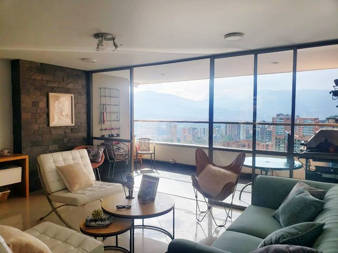 Apartamento de 3 alcobas en arriendo en El Poblado, Medellín, 157 m² · foto 3 de 20