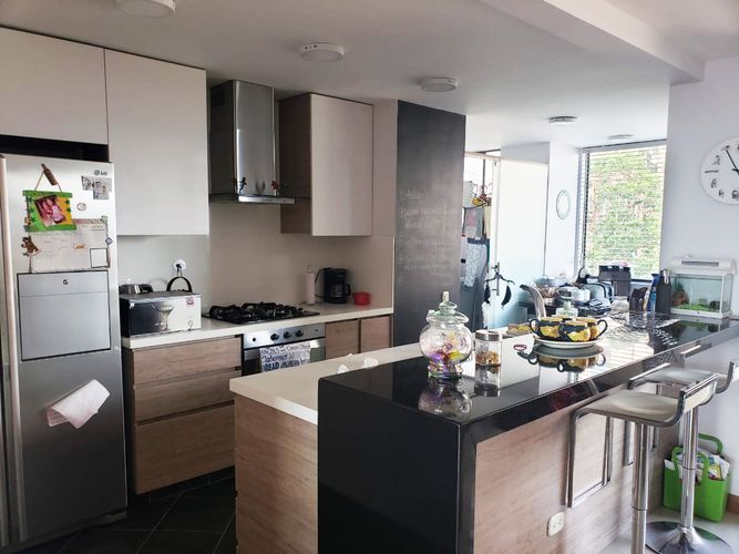 Apartamento de 3 alcobas en arriendo en El Poblado, Medellín, 157 m² · foto 8 de 20