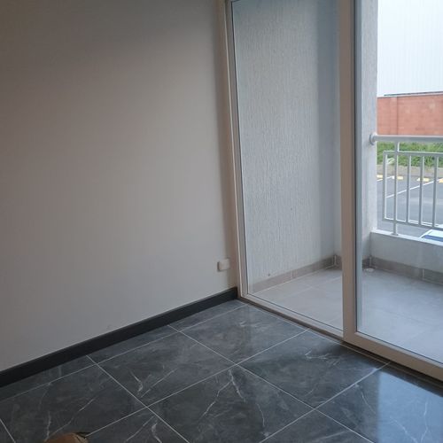 Apartamento de 2 alcobas en venta en Arroyohondo, Yumbo, 63 m² · foto 10 de 18