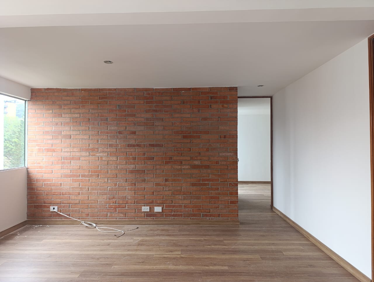 Apartamento en arriendo en El Poblado, Medellín · foto 3 de 14