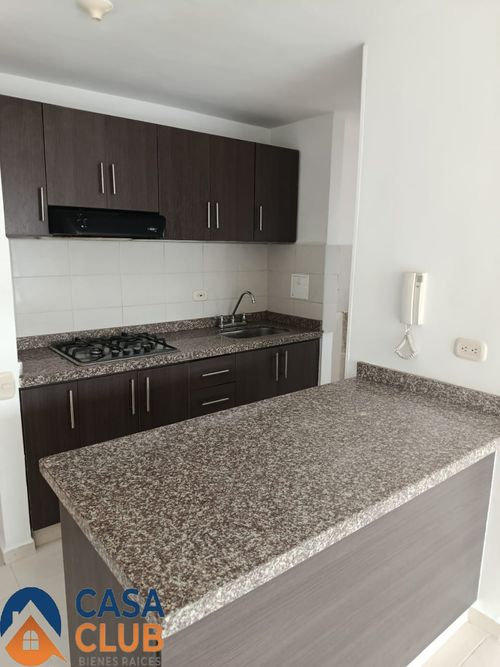 Apartamento de 3 alcobas en venta en Reserva De La Loma, Piedecuesta, 66 m² · foto 2 de 12