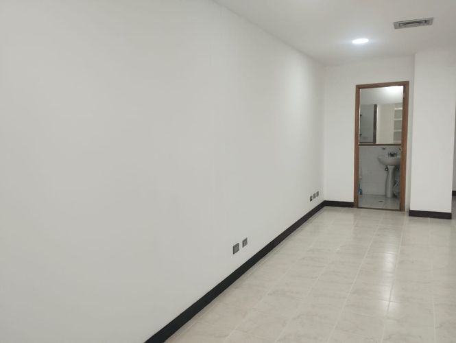Oficina en arriendo en El Poblado, Medellín, 40 m² · foto 7 de 17