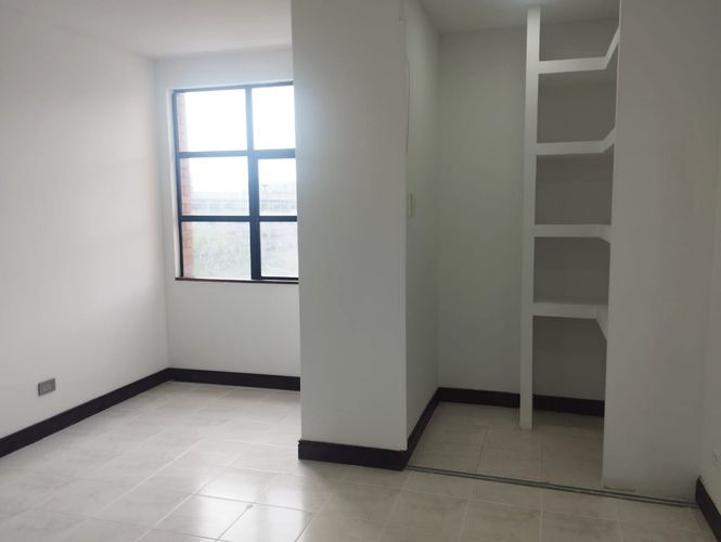 Oficina en arriendo en El Poblado, Medellín, 40 m² · foto 9 de 17