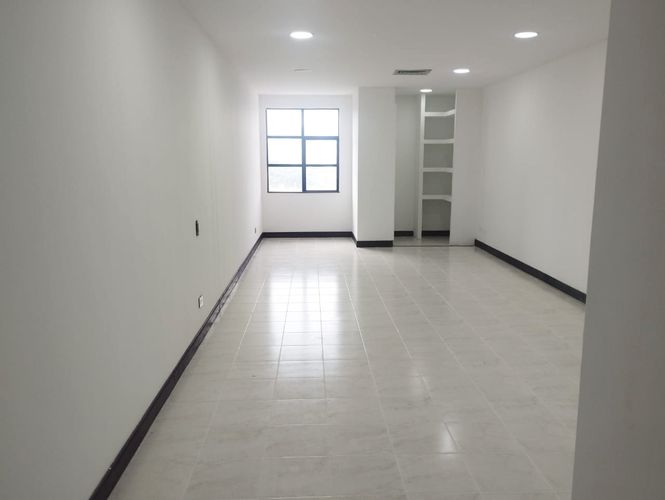Oficina en arriendo en El Poblado, Medellín, 40 m² · foto 11 de 17