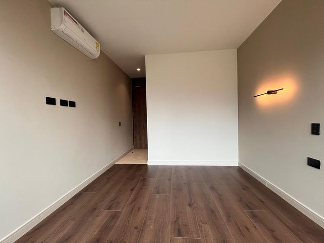 Apartamento de 3 alcobas en venta en El Poblado, Medellín, 209 m² · foto 12 de 20