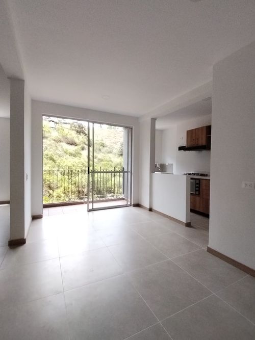 Apartamento de 2 alcobas en venta en Cuchillas De San Jose, Rionegro, 64 m² · foto 10 de 21