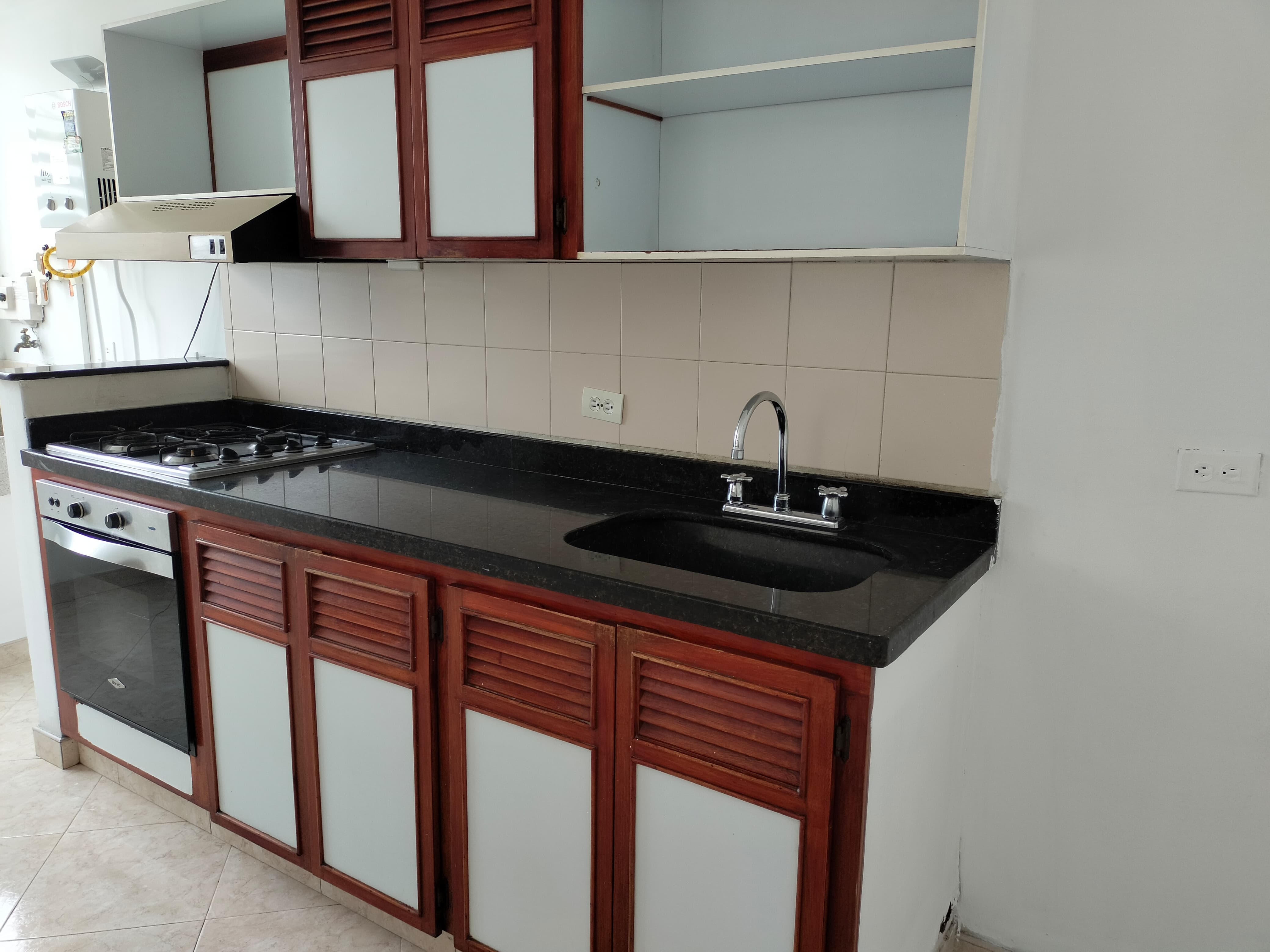 Apartamento en venta en El Poblado, Medellín · foto 6 de 14