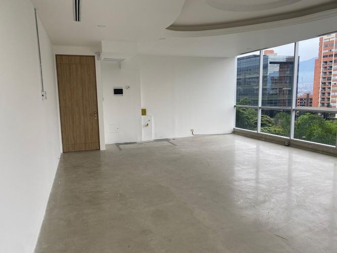 Oficina en arriendo en El Poblado, Medellín, 60 m² · foto 13 de 14