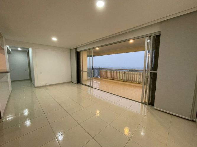 Apartamento de 3 alcobas en venta en Alfaguara, Jamundí, 112 m² · foto 8 de 24