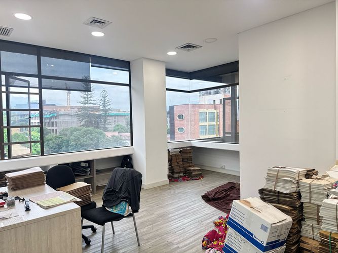 Oficina en arriendo en El Poblado, Medellín, 60 m² · foto 4 de 7