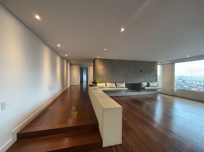 Apartamento de 4 alcobas en venta en Los Rosales, Bogotá, 410 m² · foto 5 de 16