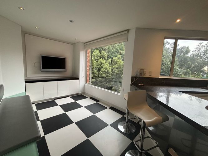 Apartamento de 4 alcobas en venta en Los Rosales, Bogotá, 410 m² · foto 7 de 16