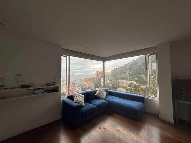 Apartamento de 4 alcobas en venta en Los Rosales, Bogotá, 410 m² · foto 10 de 16