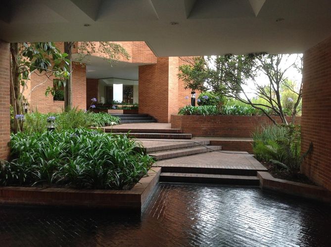 Apartamento de 4 alcobas en venta en Los Rosales, Bogotá, 410 m² · foto 15 de 16