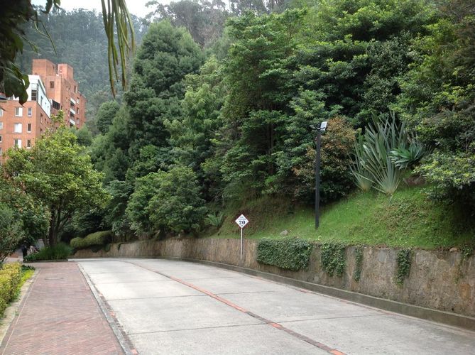 Apartamento de 4 alcobas en venta en Los Rosales, Bogotá, 410 m² · foto 16 de 16