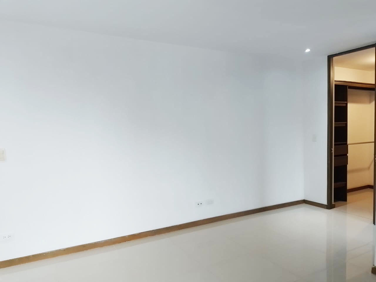 Apartamento en arriendo en El Poblado, Medellín · foto 11 de 15