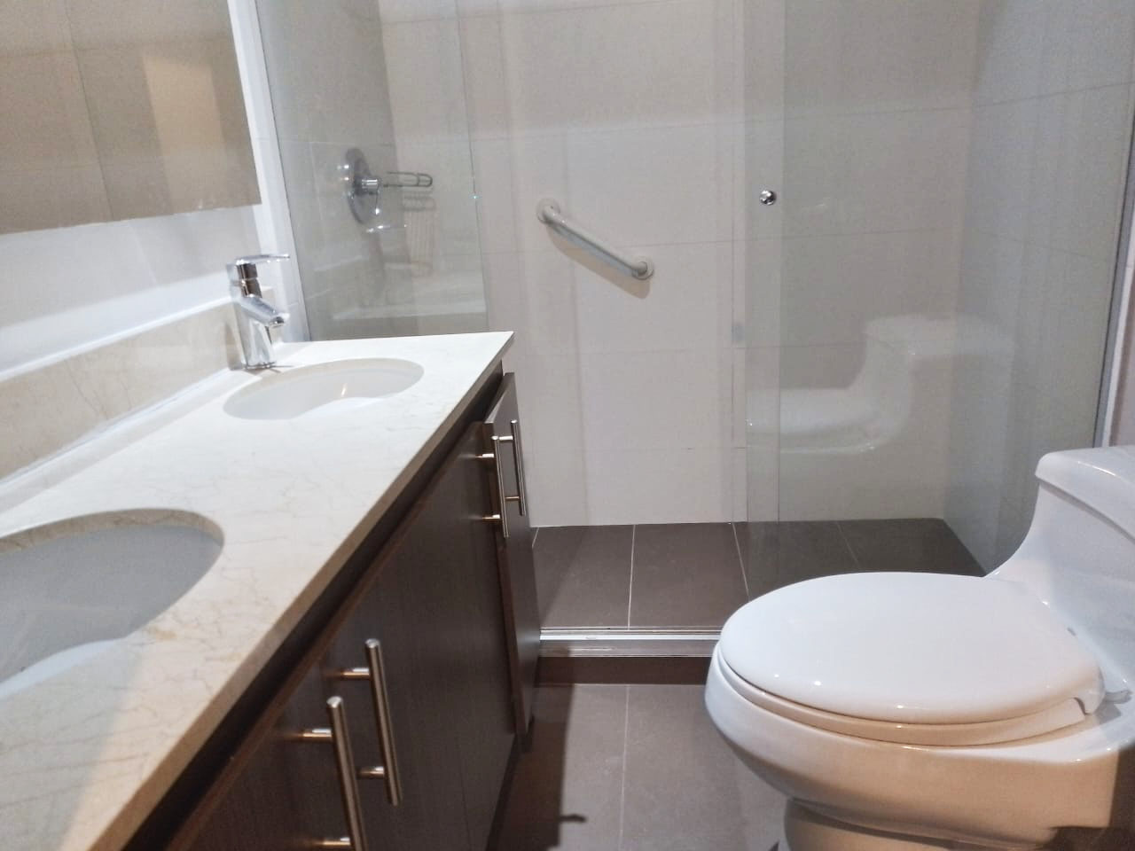 Apartamento en arriendo en El Poblado, Medellín · foto 12 de 15