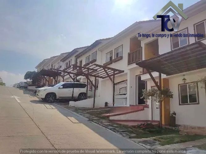 Casa de 3 alcobas en venta en Versalles, Floridablanca, 150 m² · foto 3 de 9