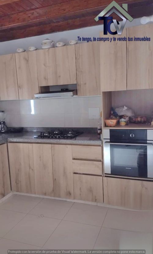 Casa de 3 alcobas en venta en Versalles, Floridablanca, 150 m² · foto 4 de 9