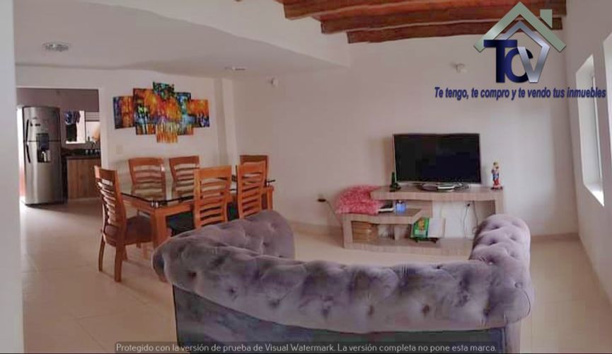 Casa de 3 alcobas en venta en Versalles, Floridablanca, 150 m² · foto 6 de 9