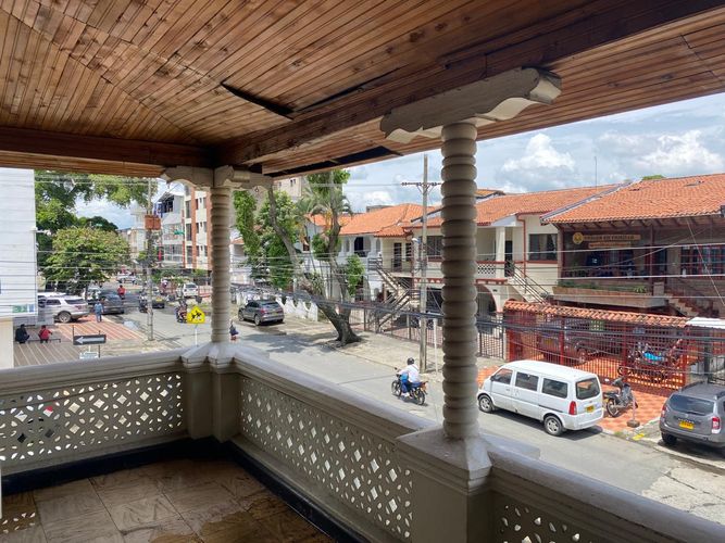 Casa de 5 alcobas en venta en 3 De Julio, Cali, 242 m² · foto 21 de 24