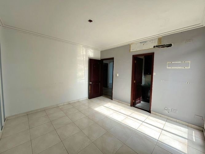 Apartamento de 3 alcobas en venta en El Castillo, Barranquilla, 238 m² · foto 4 de 24